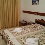 Hotel Ocean View Kamari (Santorini)