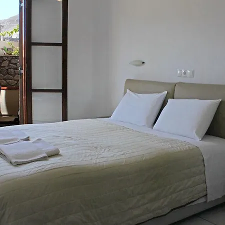 Ocean View Kamari (Santorini)