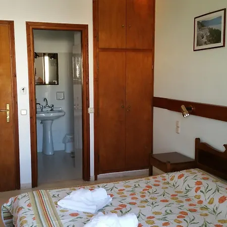 Ocean View Hotel 2*