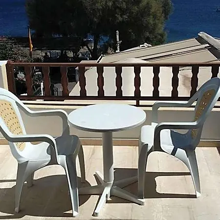 Ocean View Hotel 2*