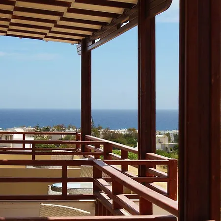 Ocean View Kamari (Santorini)
